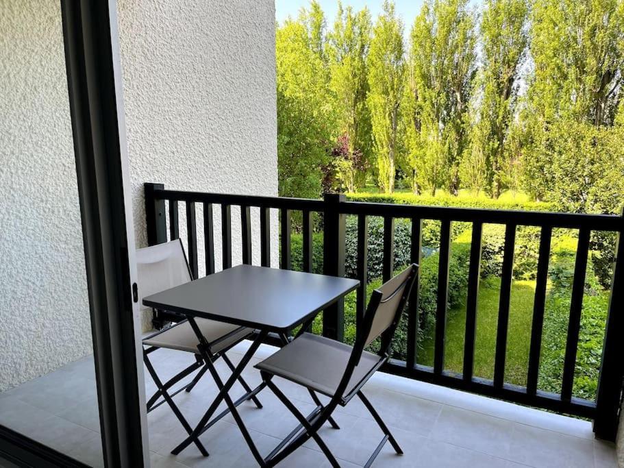 Ferienwohnung Le Garden - Studio Refait A Neuf Proche Mer Et Commerces Cabourg Exterior foto